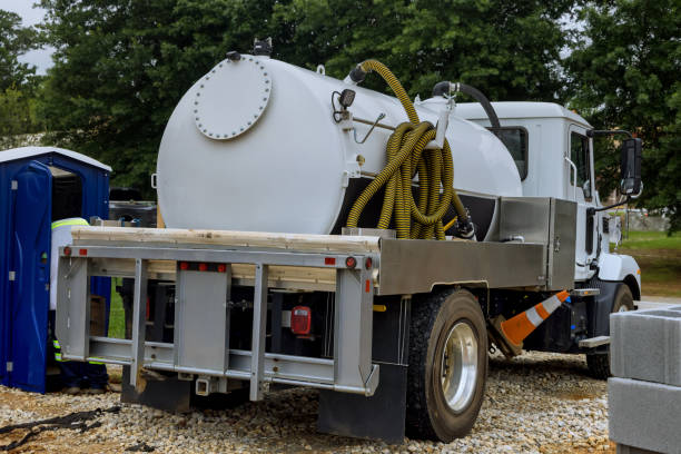 Best Luxury portable toilet rental  in Jefferson City, MO